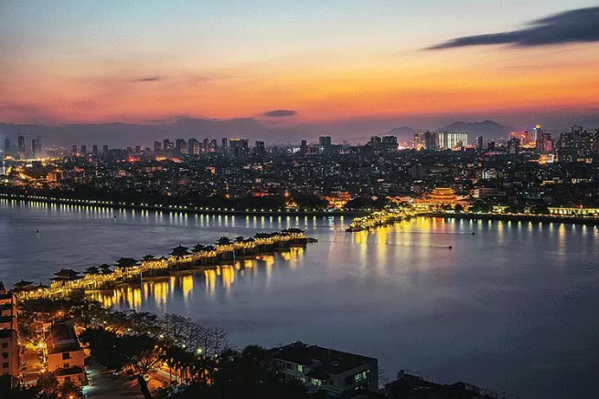 4706.2万！leyu.乐鱼环境高质量垃圾转运类设备助力潮州打造城市新面貌